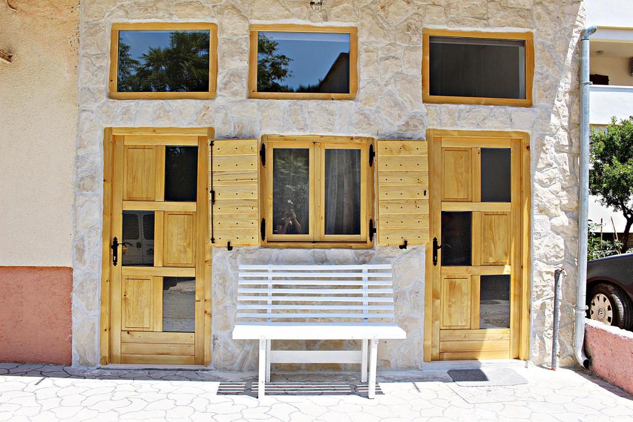 Studio Apartman Zara Exterior foto